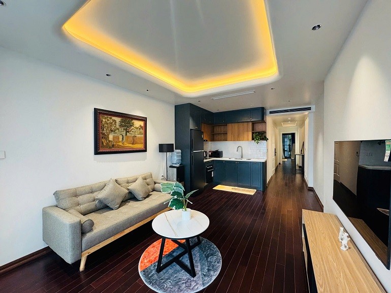 Cho thuê căn hộ 1PN rộng tới 80m2 tại Quảng Khánh, Tây Hồ, đủ nội thất mới đẹp hiện đại, ban công 3