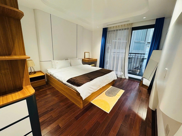 Cho thuê căn hộ 1PN rộng tới 80m2 tại Quảng Khánh, Tây Hồ, đủ nội thất mới đẹp hiện đại, ban công 5