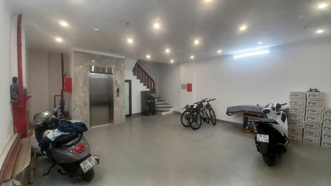 Chủ cần bán tòa CCMN phố An Dương-Tây Hồ 6 tầng, thang máy, nhà mới giá nhỉnh 15 tỷ.