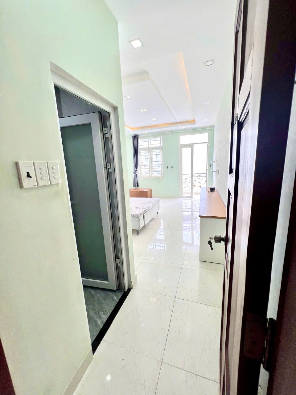 25 Triệu: NGUYÊN CĂN 5 TẦNG 4x14- BÌNH THẠNH- HXH HOÀNG HOA THÁM- 3 PHÒNG ĐỦ NỘI THẤT: 0933 910 039 4