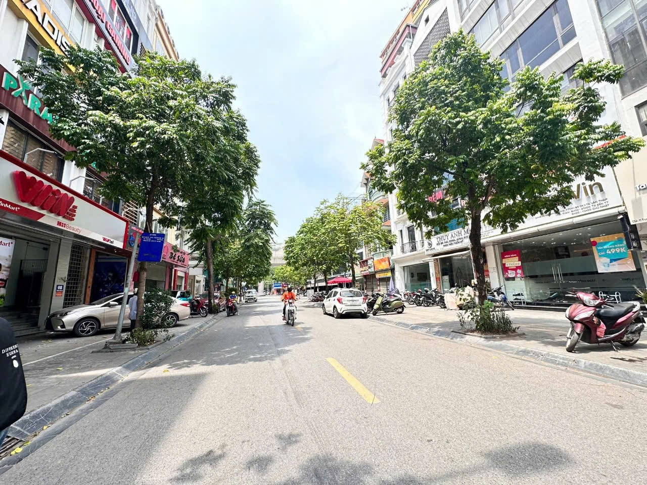 SIÊU PHẨM MẶT PHỐ ĐẠI LA, LÔ GÓC, 3 THOÁNG, 1 PHỐ 2 NGÕ, VỈA HÈ 8 M, SỔ VUÔNG, NỞ HẬU, CHỦ CỰC