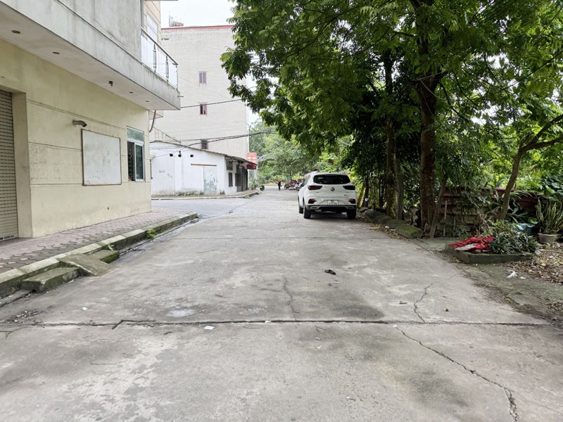 Cần bán gấp 122,5m2 đất TĐC Cổ Bi - View dự án siêu đẹp. Đường rộng 7m, cách 100m ra Phố Chính 5