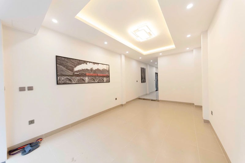 Cần bán căn góc 62,3m2 nhà 5 tầng Phúc Đồng. Đường thông ô tô, phù hợp ở kết hợp kinh doanh. 6
