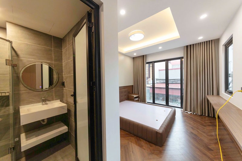 Cần bán căn góc 62,3m2 nhà 5 tầng Phúc Đồng. Đường thông ô tô, phù hợp ở kết hợp kinh doanh. 10