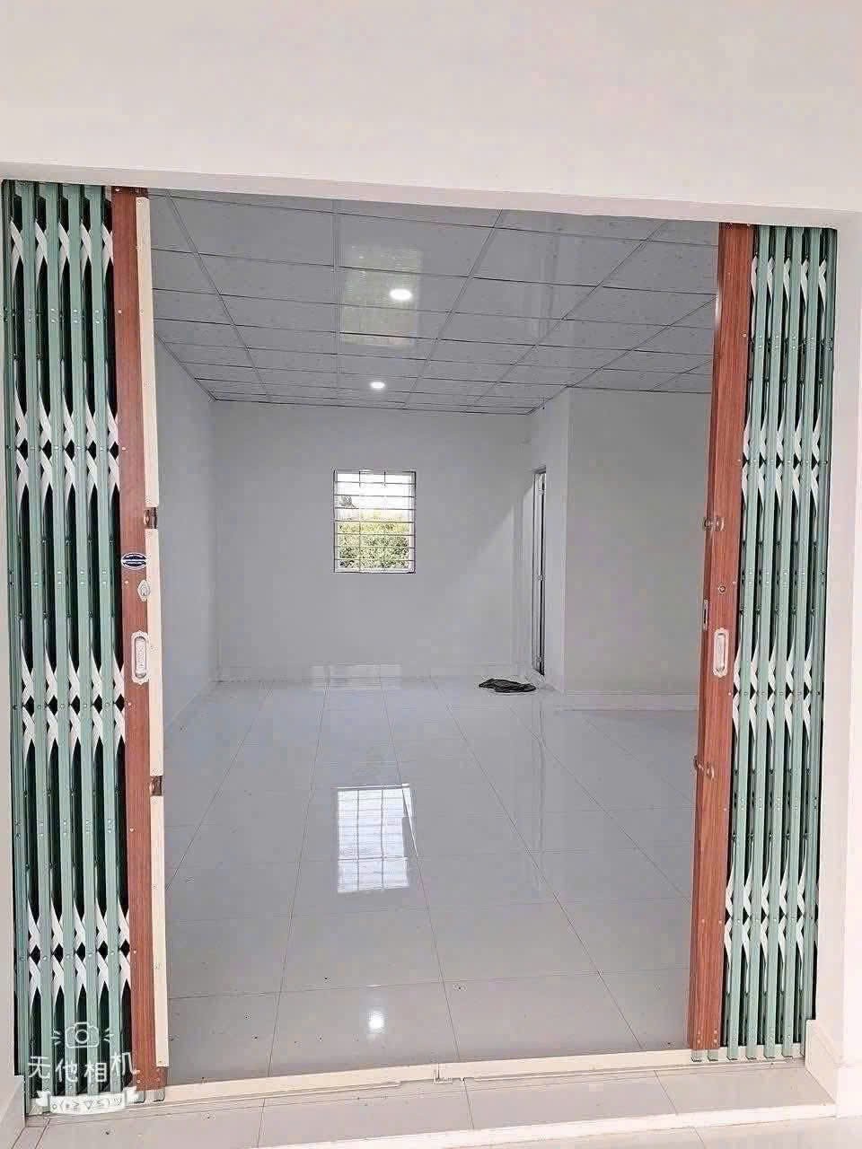 Nhà vườn hẻm Nguyễn Văn Thọ, xã Lạc Tấn, huyện Tân Trụ tổng dt 500m2 2pn 2wc giá 2 tỷ 3