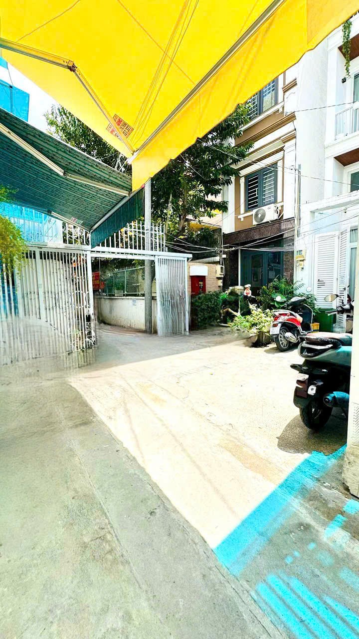 Bán nhà Quận 4- Doanh thu 3.6 tỷ/5năm- 6 Tầng 8 Căn hộ cao cấp duplex 52m2- HXH Nguyễn Khoái: 12 Tỷ 2