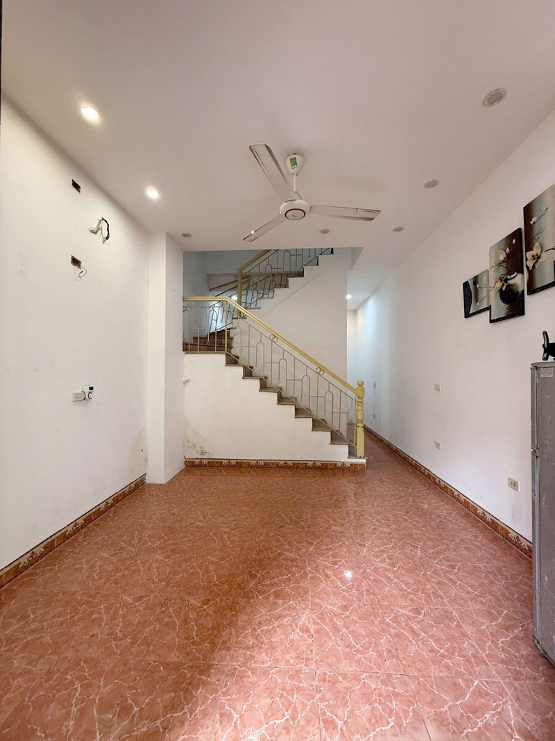 Cần bán 40m2 nhà 2 tầng ngay chợ Phúc Đồng. Đường ô tô, tiện ích bạt ngàn 2