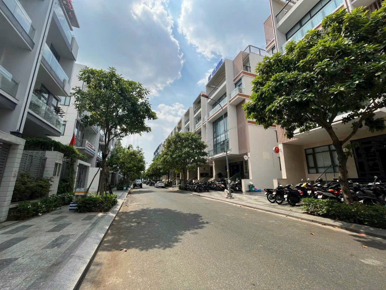 Cần bán Nhà mặt tiền Phường Hiệp Bình Phước, Thủ Đức, Diện tích 119m², Giá 27 Tỷ 5
