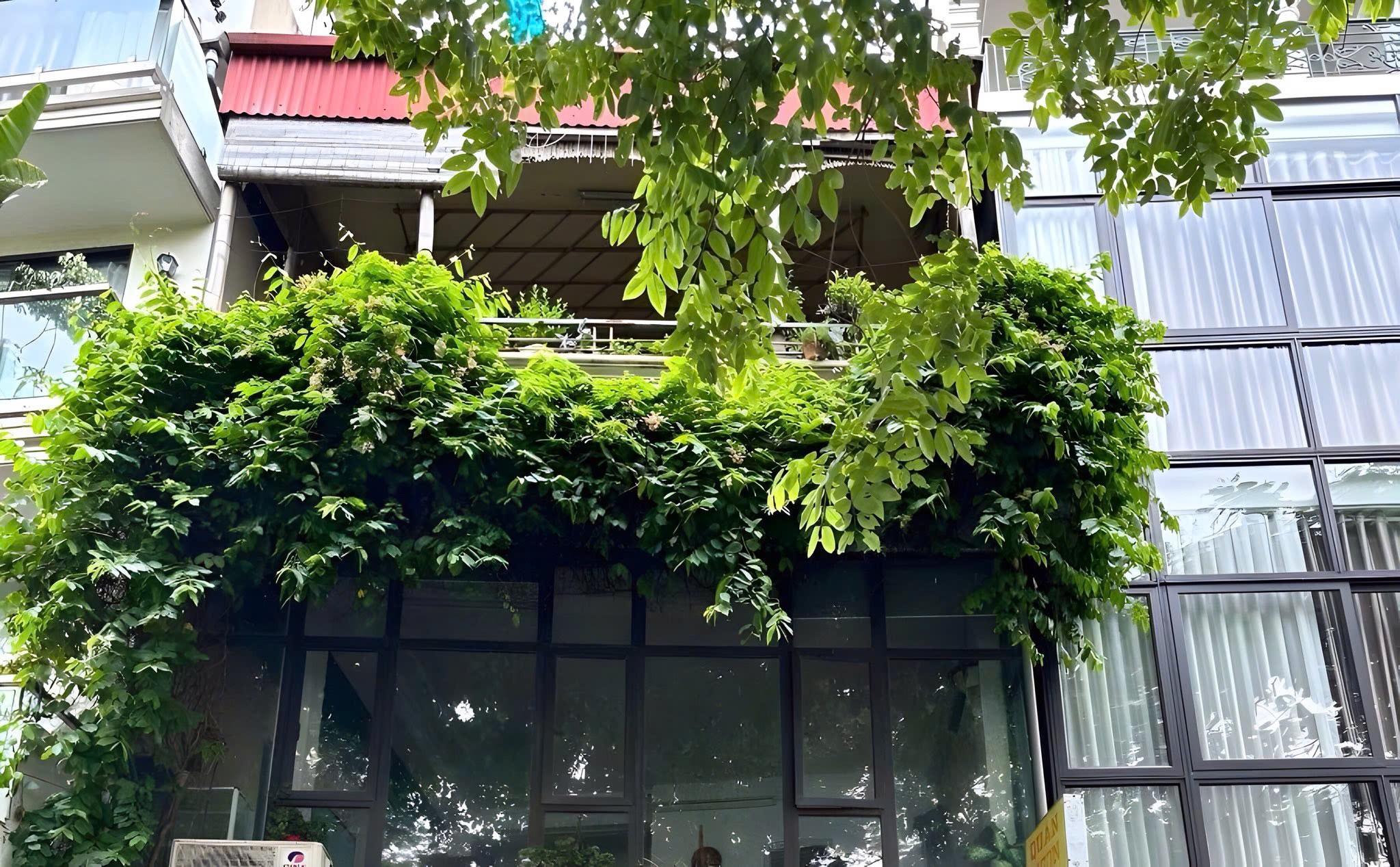 Bán nhà mặt phố Nhật Chiêu, Hồ Tây – 83m², 3 tầng, giá 65 tỷ – Hướng Đông Nam, kinh doanh đắt 2