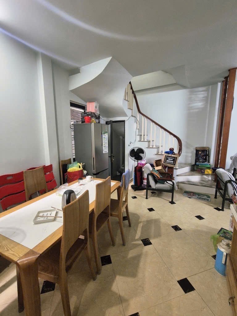 CC BÁN NHÀ TRƯƠNG ĐỊNH  DT 45m2 x 5T- HƠN 9 TỶ- NGÕ 3 GÁC NÔNG RỘNG THOÁNG  KHU TRUNG TÂM ĐẮC 3