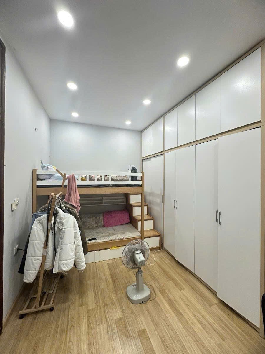 Bán nhà phân lô Lê Trọng Tấn - 60m xây 4 tầng cách phố 30m 4