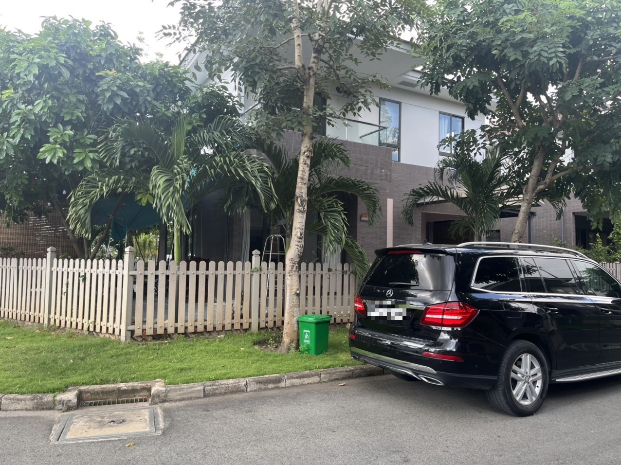 Cần bán Biệt thự Phường Phước Long B, Quận 9, Diện tích 197m², Giá 22.5 Tỷ