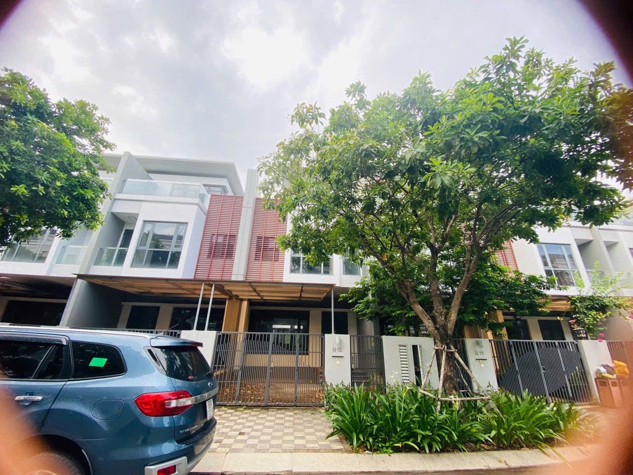 Cần bán Biệt thự Quận 2, Hồ Chí Minh, Diện tích 205m², Giá 10.4 Tỷ