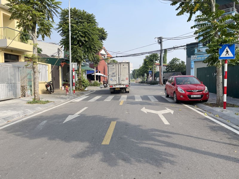 Bán Gấp 229m2 Đất Cự Khối | Đường 14m xe container, kết nối cầu Thanh Trì, có sẵn xưởng mới 2