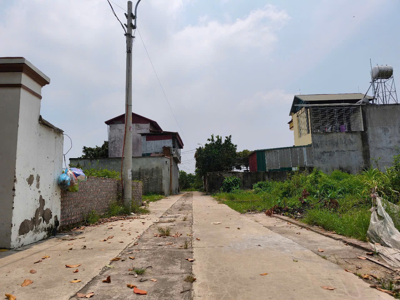 Bán đất thôn Ấp Tre, xã Quang Minh, Mê Linh. Đường thông, oto đỗ, gần KCN Quang Minh 3