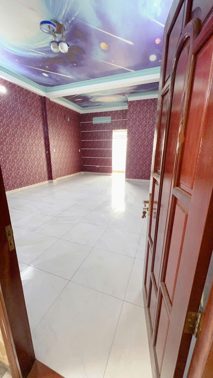 Cho thuê Nhà mặt tiền Dĩ An, Bình Dương, Diện tích 135m², Giá 20 Triệu/tháng 6