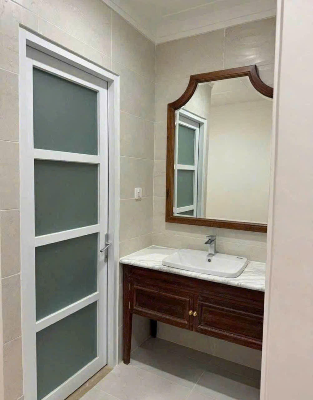 Cho thuê Nhà mặt tiền Phường Thảo Điền, Quận 2, Diện tích 174m², Giá Thương lượng 3