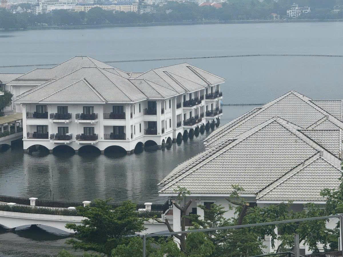 BÁN NHÀ PHỐ TỪ HOA, VIEW HỒ TÂY, CĂN HỘ DÒNG TIỀN ĐỈNH CAO, DT 112M2* MT 8.4M*  GIÁ 45 TỶ