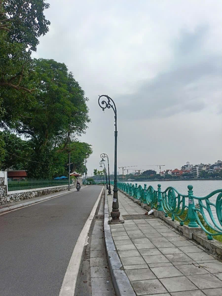 BÁN NHÀ PHỐ TỪ HOA, VIEW HỒ TÂY, CĂN HỘ DÒNG TIỀN ĐỈNH CAO, DT 112M2* MT 8.4M*  GIÁ 45 TỶ 6