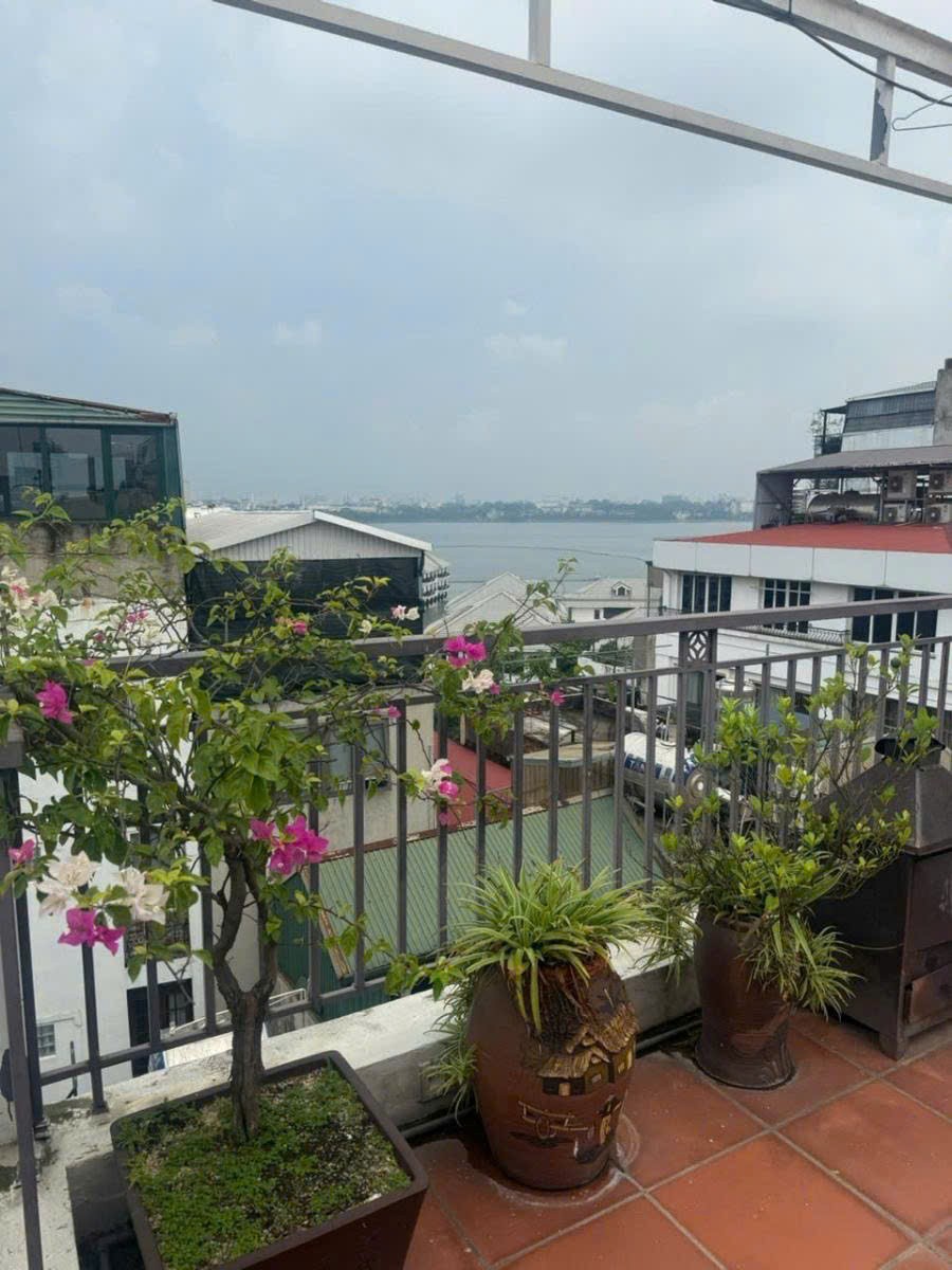 BÁN NHÀ PHỐ TỪ HOA, VIEW HỒ TÂY, CĂN HỘ DÒNG TIỀN ĐỈNH CAO, DT 112M2* MT 8.4M*  GIÁ 45 TỶ 2
