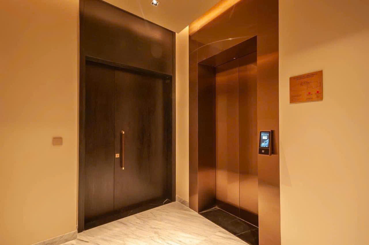 Cho thuê Căn hộ chung cư Quận 2, Hồ Chí Minh, Diện tích 325m², Giá Thương lượng 4