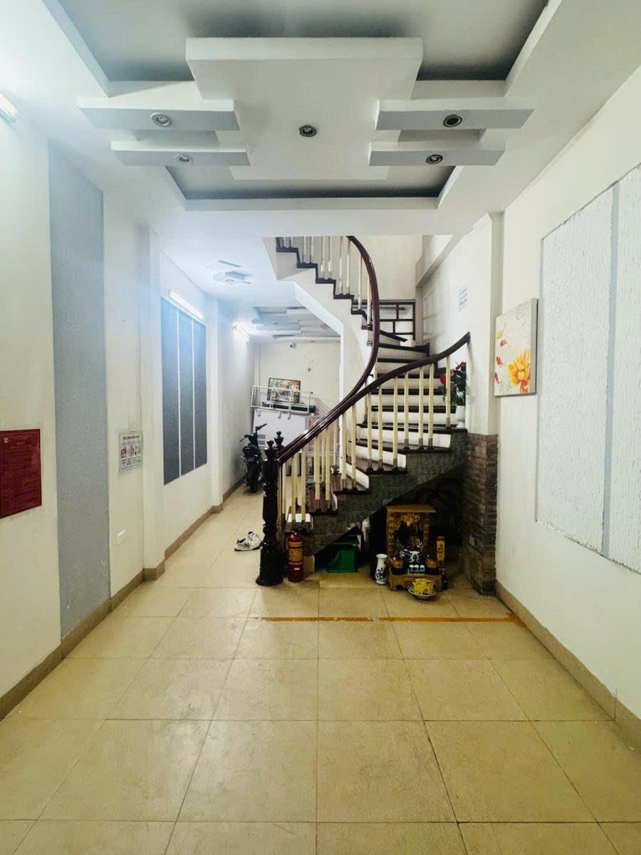 Bán nhà Phan Đình Giót ngõ thông gần phố, trước nhà 3,5m 3