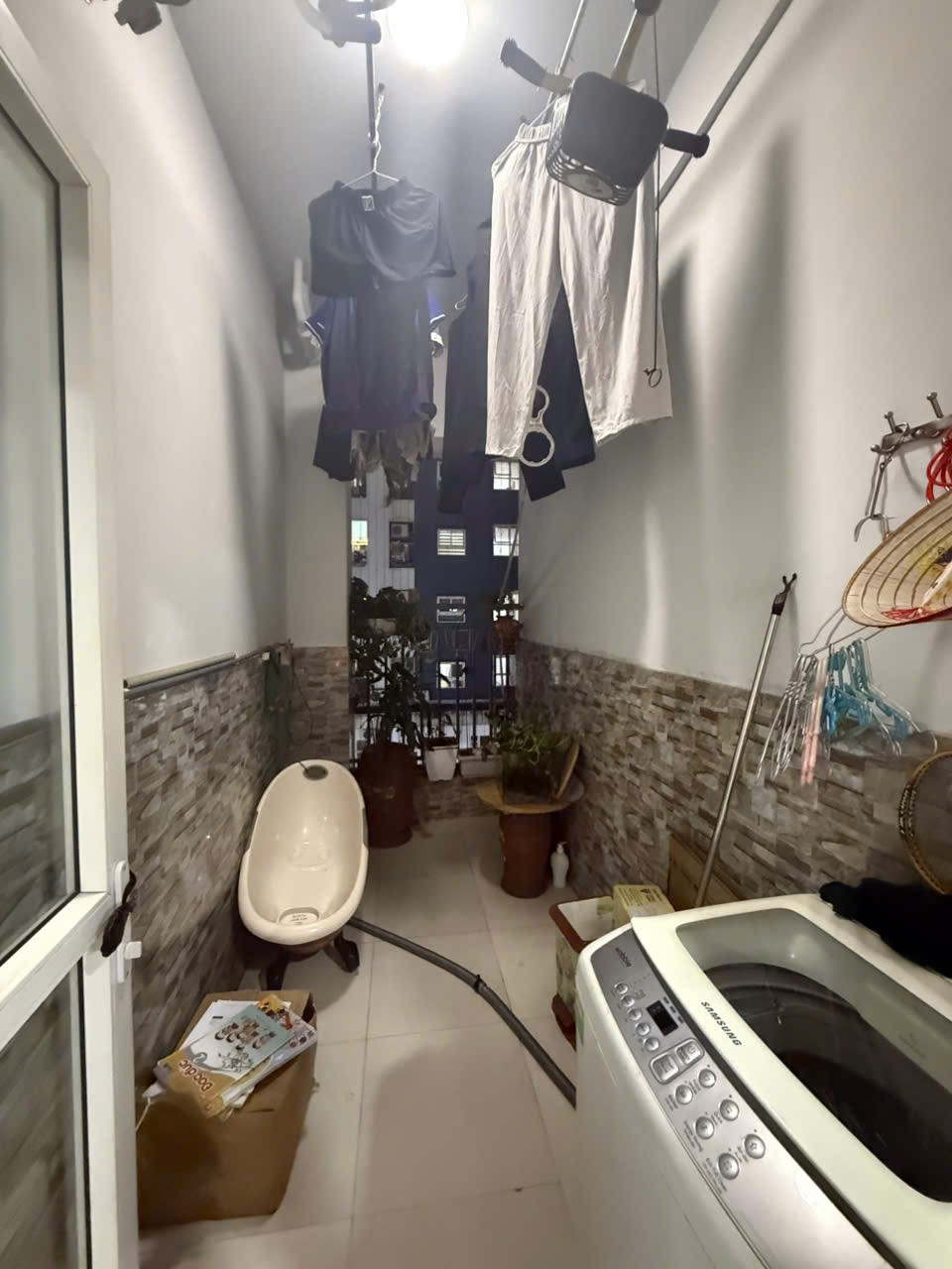 Chỉ 2,4 tỷ - sở hữu ngay căn hộ 70m² full nội thất tại chung cư Thanh Hà 9