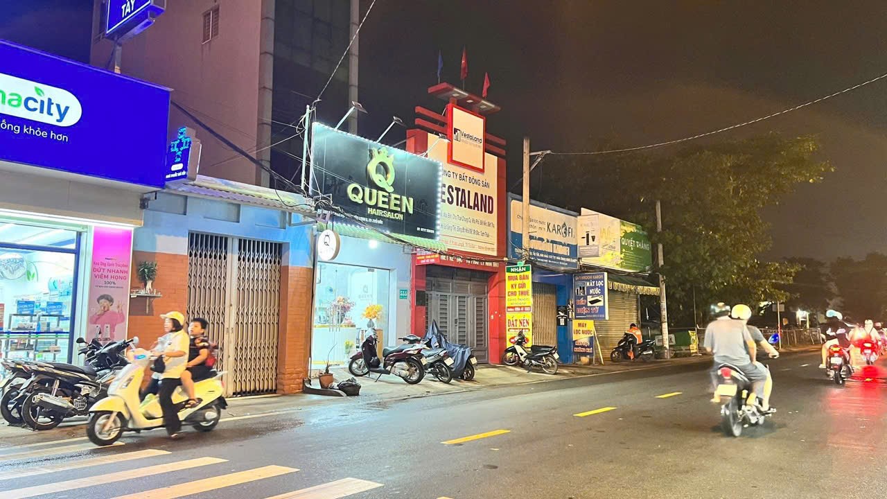 Cần bán Nhà mặt tiền Phường Phước Long B, Quận 9, Diện tích 70m², Giá 11.5 Tỷ 3