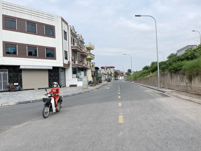 Cần bán gấp 48,7m2 đất mặt đường Đê Vàng, Phúc Lợi - Lô góc, nở hậu, tiềm năng kinh doanh vô hạn