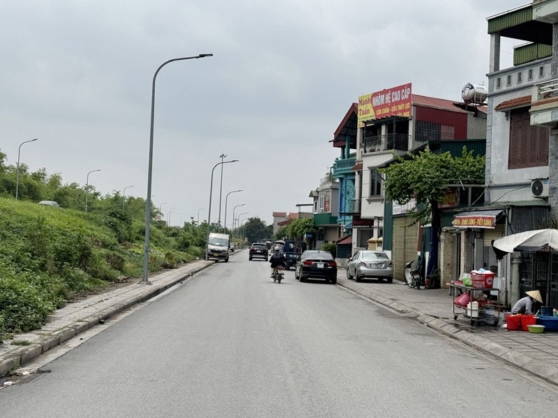 Bán gấp 55m2 đất mặt đường Đê Vàng - Phường Thuận An (Cổ Bi) | Vị trí kinh doanh, ô tô tránh 2