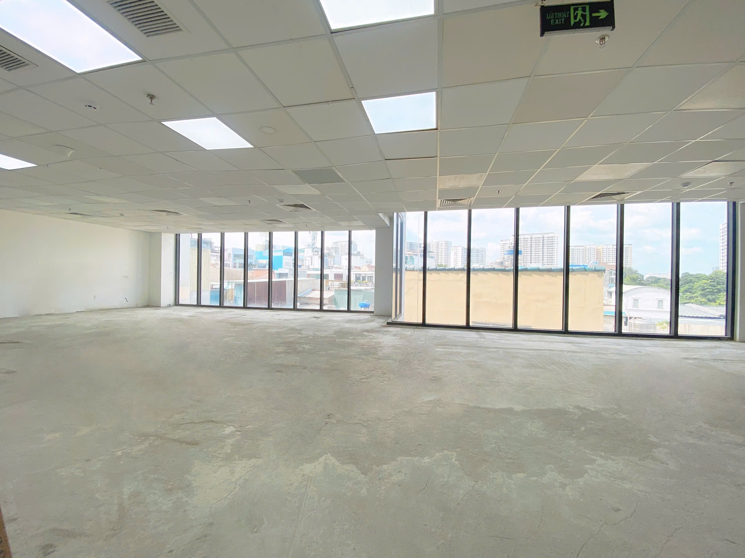 Cho thuê Văn phòng Tân Bình, Hồ Chí Minh, Diện tích 120m², Giá Thương lượng 3