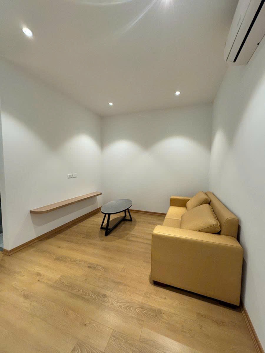 BÁN TÒA PARTMENT PHỐ TRÍCH SÀI, LÔ GÓC, DÒNG TIỀN KHỦNG, DT 100M2 x 9T* GIÁ 41 TỶ 11