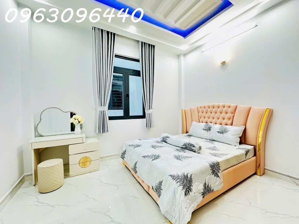 Bán Gấp Nhà Hẻm Huỳnh Tấn Phát, Nhà Bè: 4 Tầng, 4PN, 52m2, Sổ Đỏ, Giá Chỉ 6.4Ty 5
