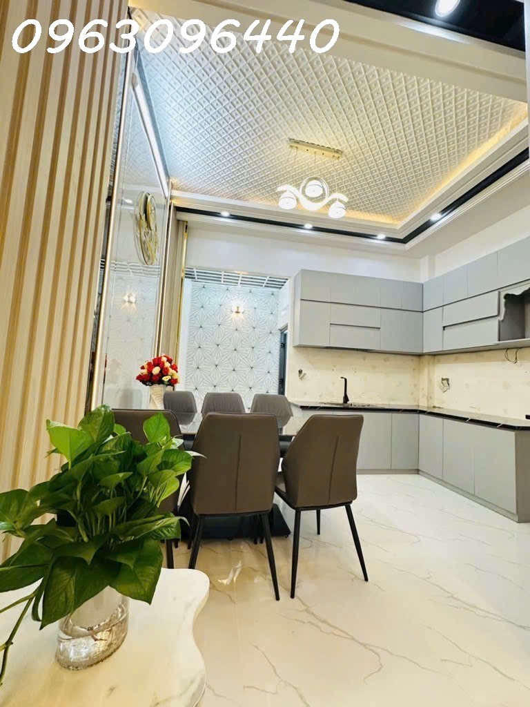 Bán Gấp Nhà Hẻm Huỳnh Tấn Phát, Nhà Bè: 4 Tầng, 4PN, 52m2, Sổ Đỏ, Giá Chỉ 6.4Ty 2