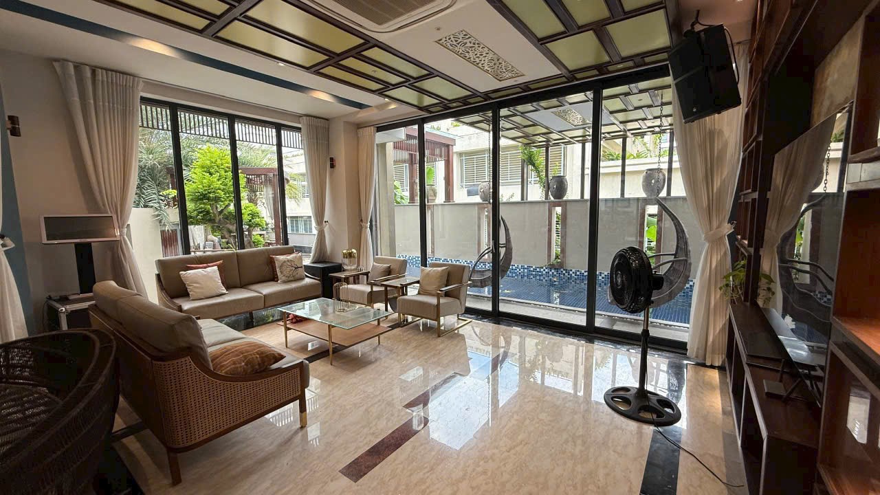 Cho thuê Biệt thự Phường Phú Mỹ, Quận 7, Diện tích 352m², Giá 260 Triệu/tháng 4
