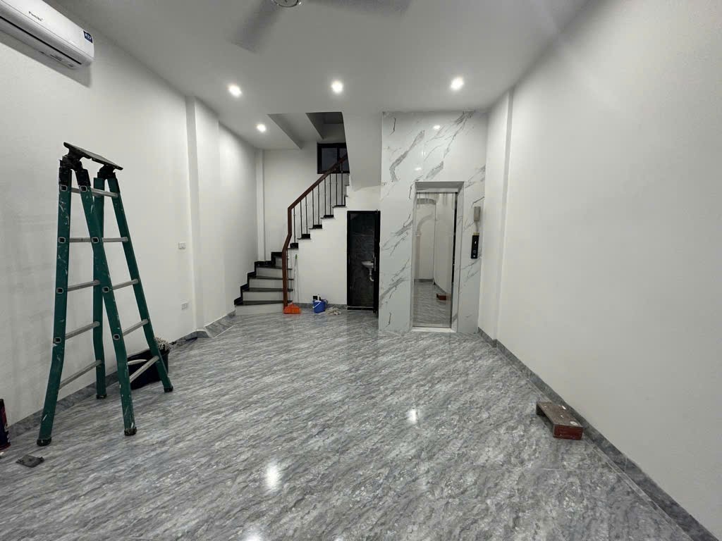 Nhà Tứ Liên - Tây Hồ - 5 tầng - thang máy - chuẩn công năng, về ở luôn giá 9,4 tỷ 2