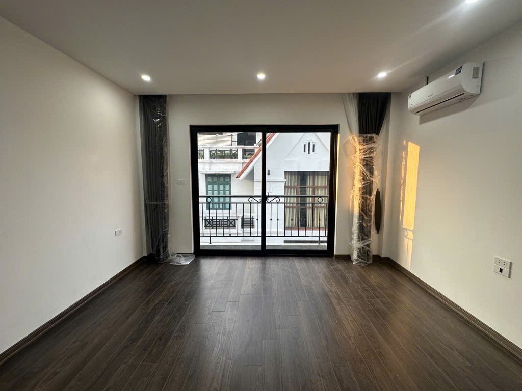 Nhà Tứ Liên - Tây Hồ - 5 tầng - thang máy - chuẩn công năng, về ở luôn giá 9,4 tỷ 5