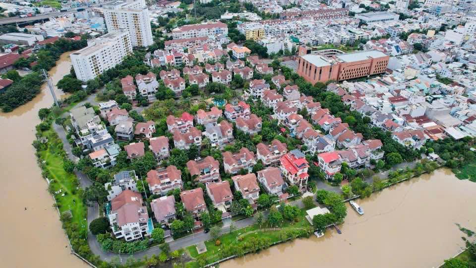 Cần bán Biệt thự Quận 7, Hồ Chí Minh, Diện tích 288m², Giá 031 Tỷ 5