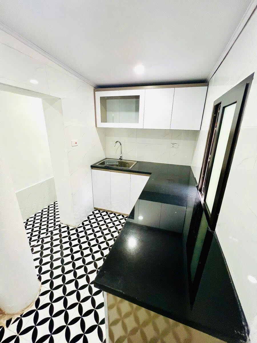 Bán nhà tập thể KIm Liên - Đống Đa full đồ nhà mới đẹp như ảnh dt 80m sổ đỏ chính chủ- sẵn sàng 4