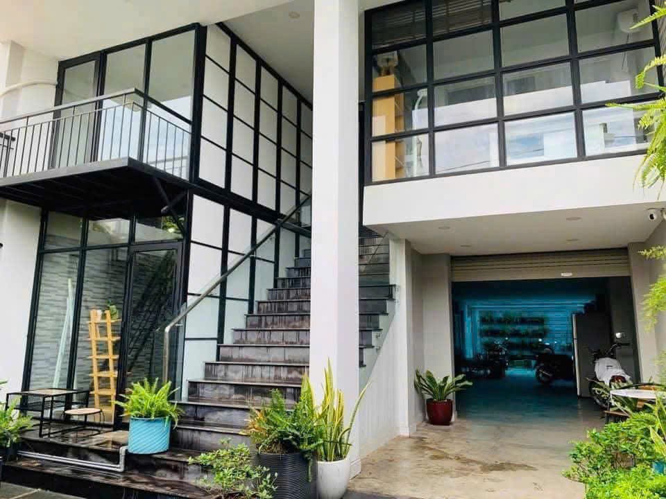 Cần bán Nhà mặt tiền Phường Thảo Điền, Quận 2, Diện tích 210m², Giá 65 Tỷ 13