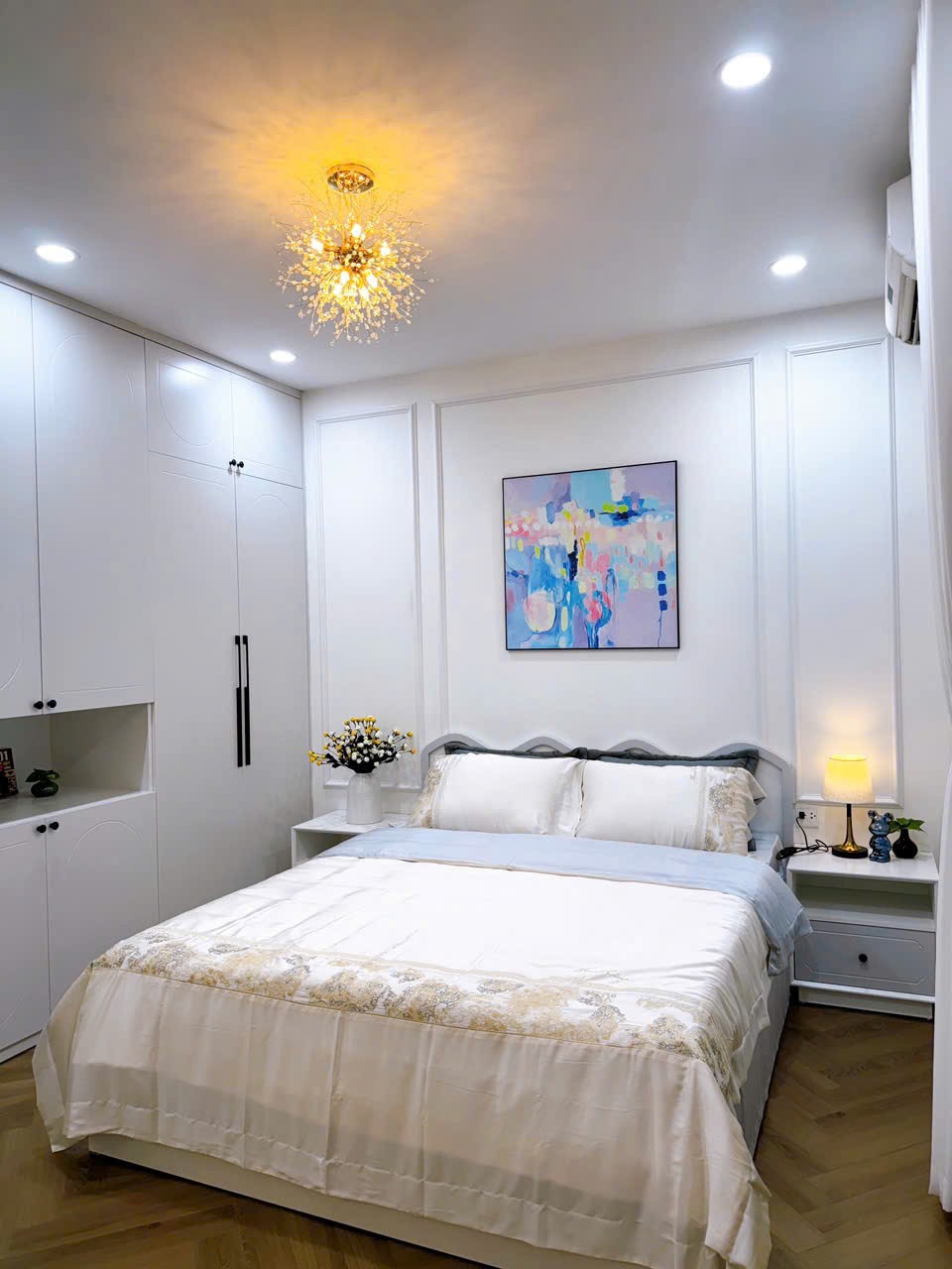 Chủ nhà cần tiền bán gấp! Giá siêu tốt. Tầng 2 siêu hiếm giá nhỉnh 3 tỷ tại Bách Khoa 2