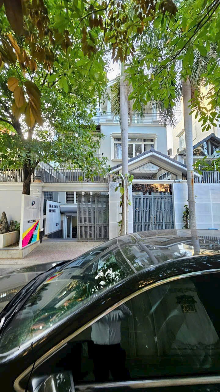 Cho thuê Biệt thự Phường Thạnh Mỹ Lợi, Quận 2, Diện tích 270m², Giá 70 Triệu/tháng 9