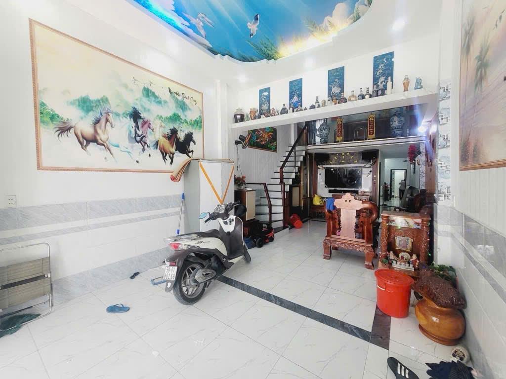 NGAY KHU CHẾ XUẤT TÂN THUẬN, PHƯỜNG TÂN THUẬN (MỚI) NHÀ 2 TẦNG 4PN- 90M2 - nhỉnh 6 tỷ 2