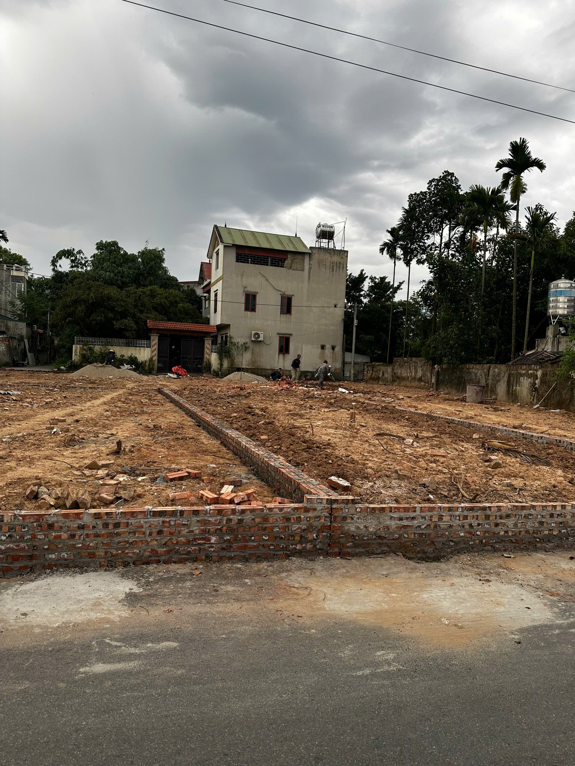 CHÍNH CHỦ CẦN BÁN 84,5M ĐẤT ĐƯỜNG OTO TRÁNH GẦN TRƯỜNG CẤP EM PHÚC THỌ _ HÀ NỘI 2
