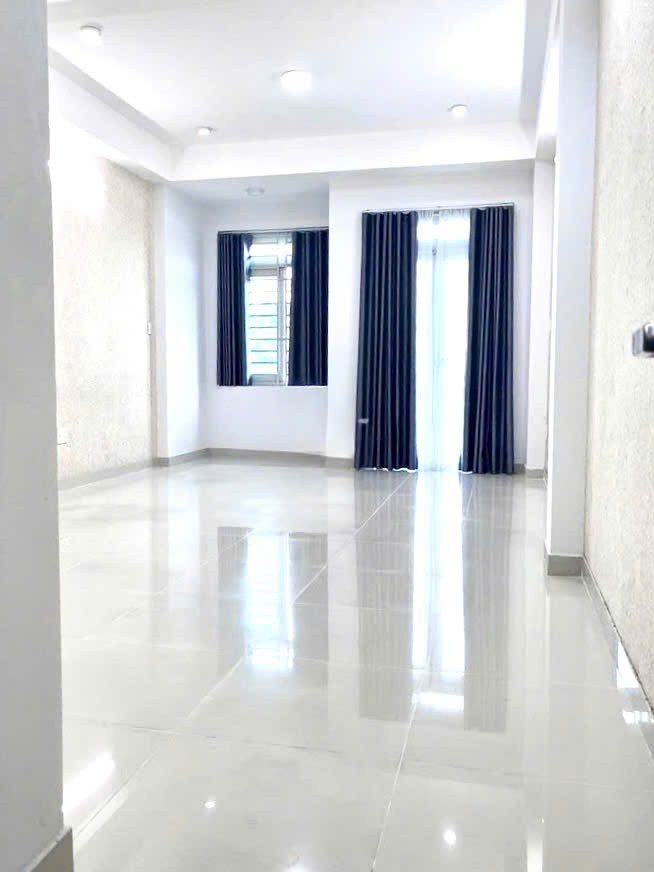 23 Triệu: Thuê nguyên căn 5 tầng 4 phòng ngủ- Hẻm xe tải thông khu Bắc Hải Quận 10. VŨ 0933910039 2