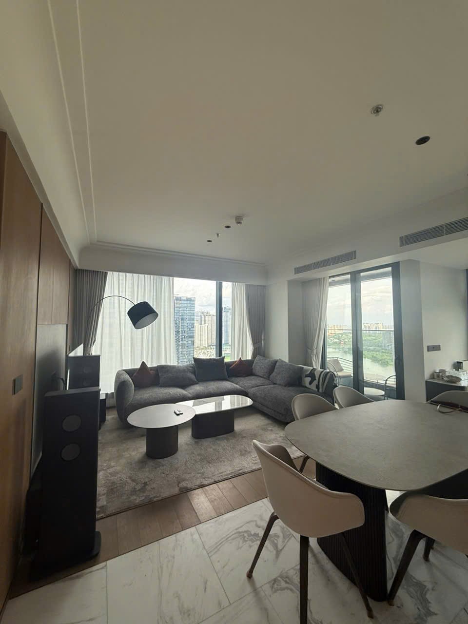 Cho thuê Căn hộ chung cư Phường Bến Nghé, Quận 1, Diện tích 121m², Giá 150 Triệu/tháng 5