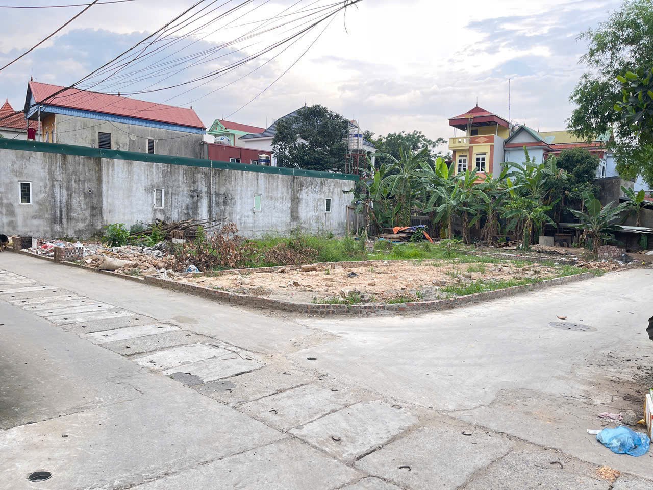 Bán đất thôn Gia Tân, Quang Minh, Mê Linh, HN. Lô góc, mặt tiền kinh doanh. DT 54m, giá 3,7 tỷ. 3