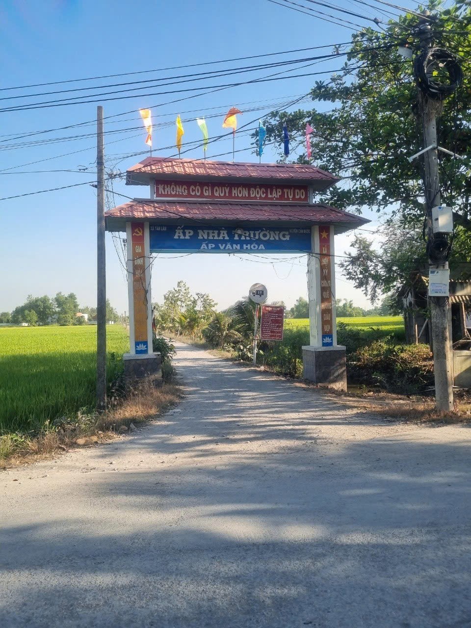 Đất thổ 476m2 mt xe tải xã Tân Lân giá đầu tư 2 tỏi 3 TL Chủ