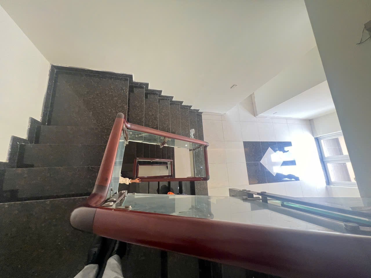 Cần bán Nhà mặt tiền Phường Phú Hữu, Quận 9, Diện tích 185m², Giá 18.3 Tỷ 10
