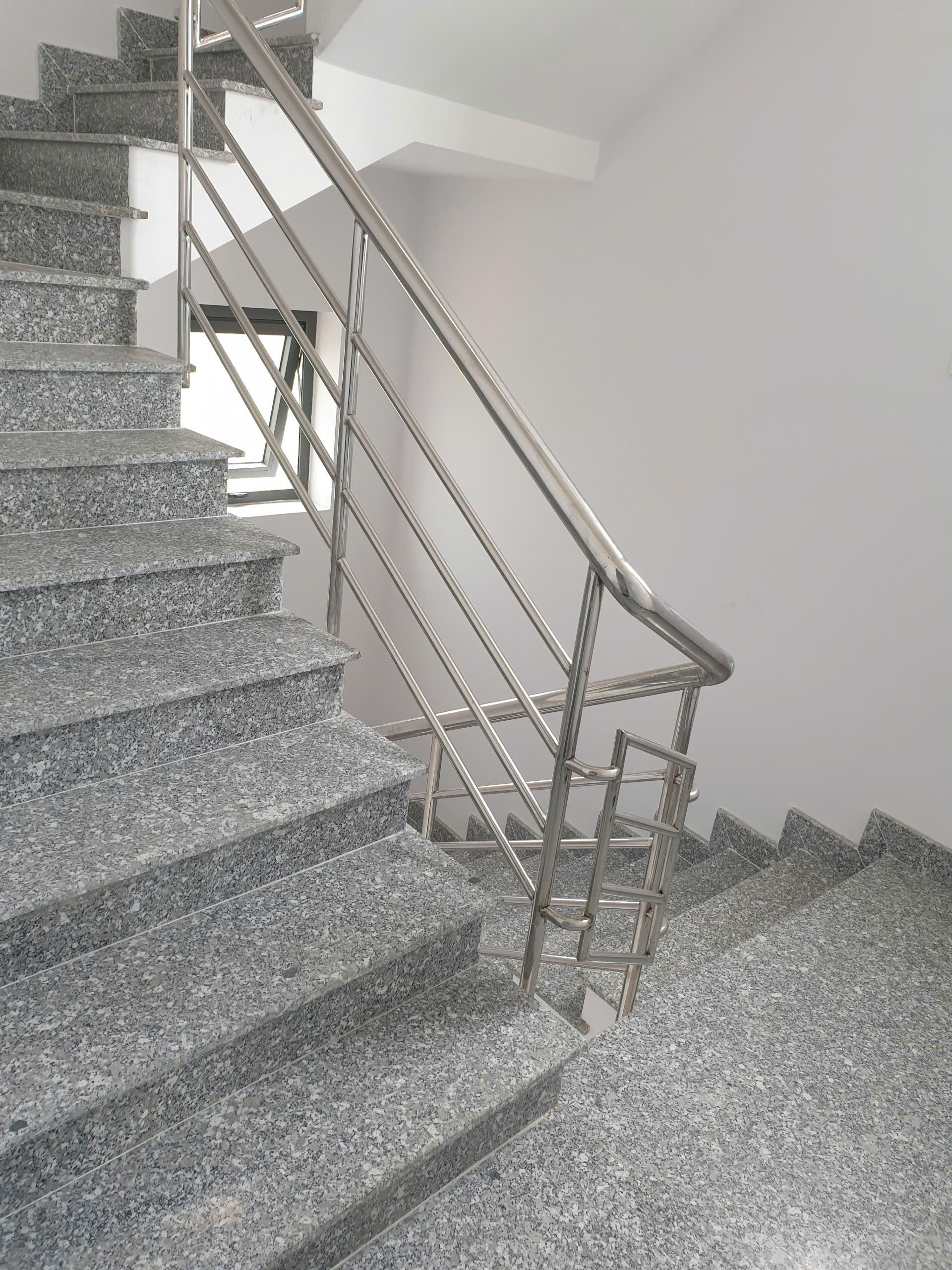 Cho thuê Văn phòng Phường Phước Long A, Quận 9, Diện tích 220m², Giá 48.400 Triệu/tháng 7